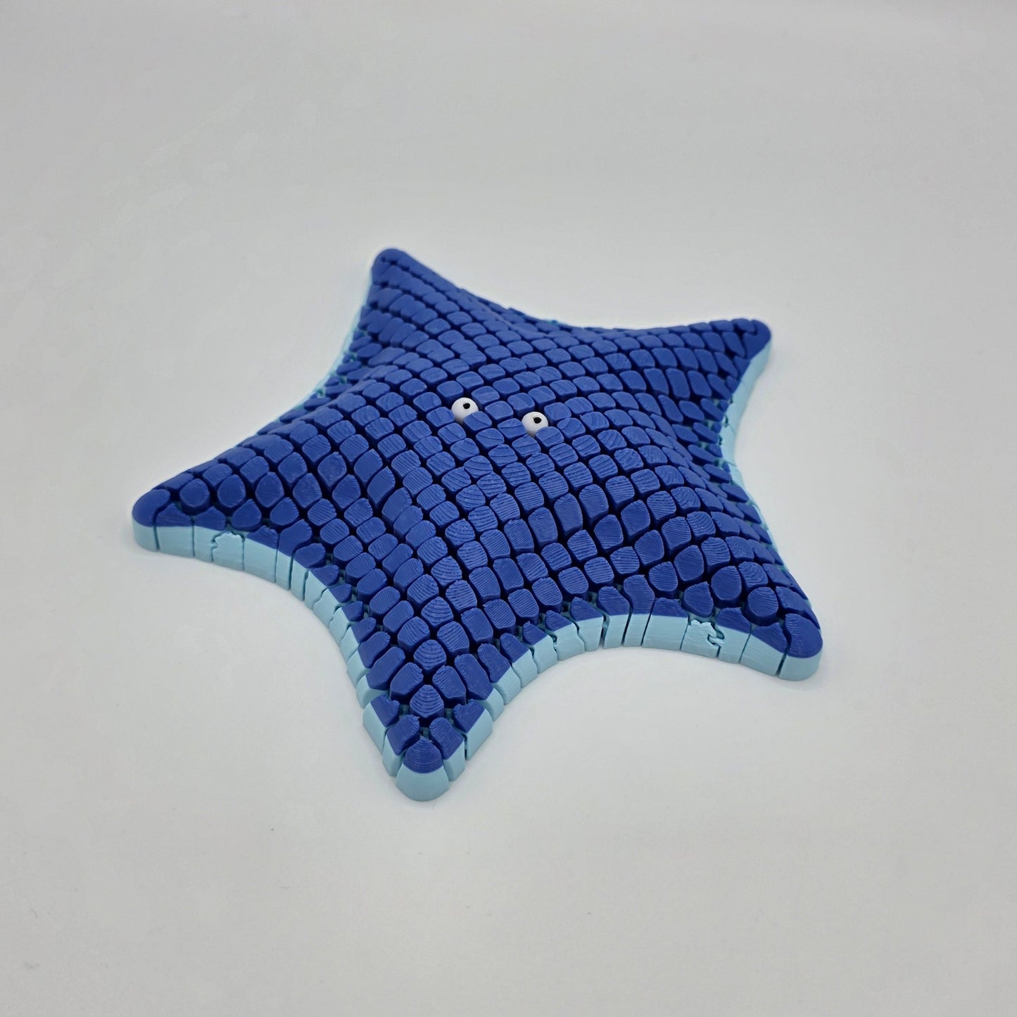 Betsie the Bat Sea Star – A Deep Sea Delight with a Twist!