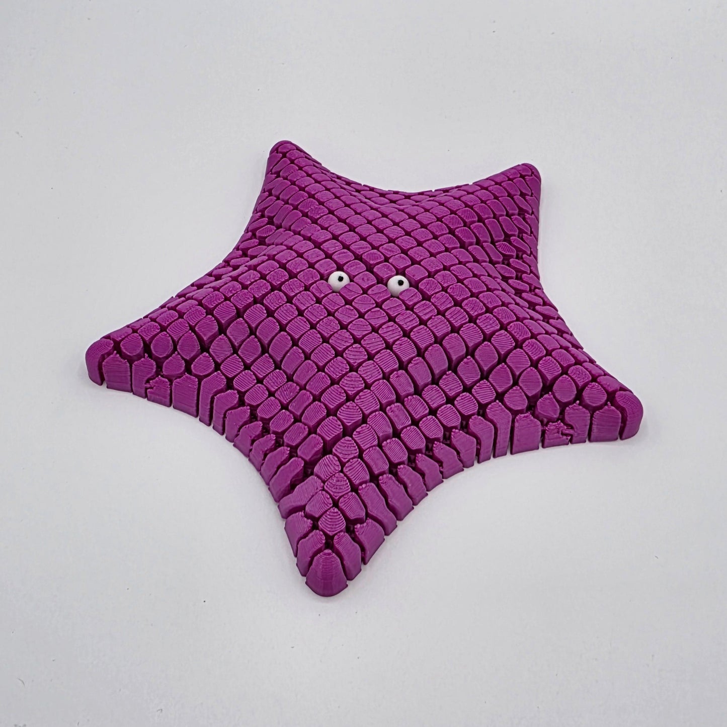 Betsie the Bat Sea Star – A Deep Sea Delight with a Twist!